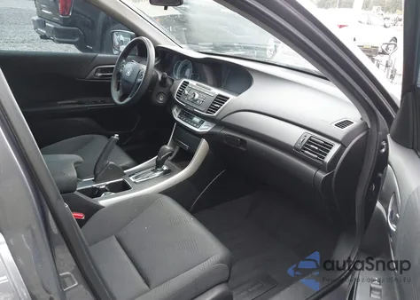 2015 Honda Accord Lx z USA, uszkodzony, nr VIN 1HGCR2F38FA270825